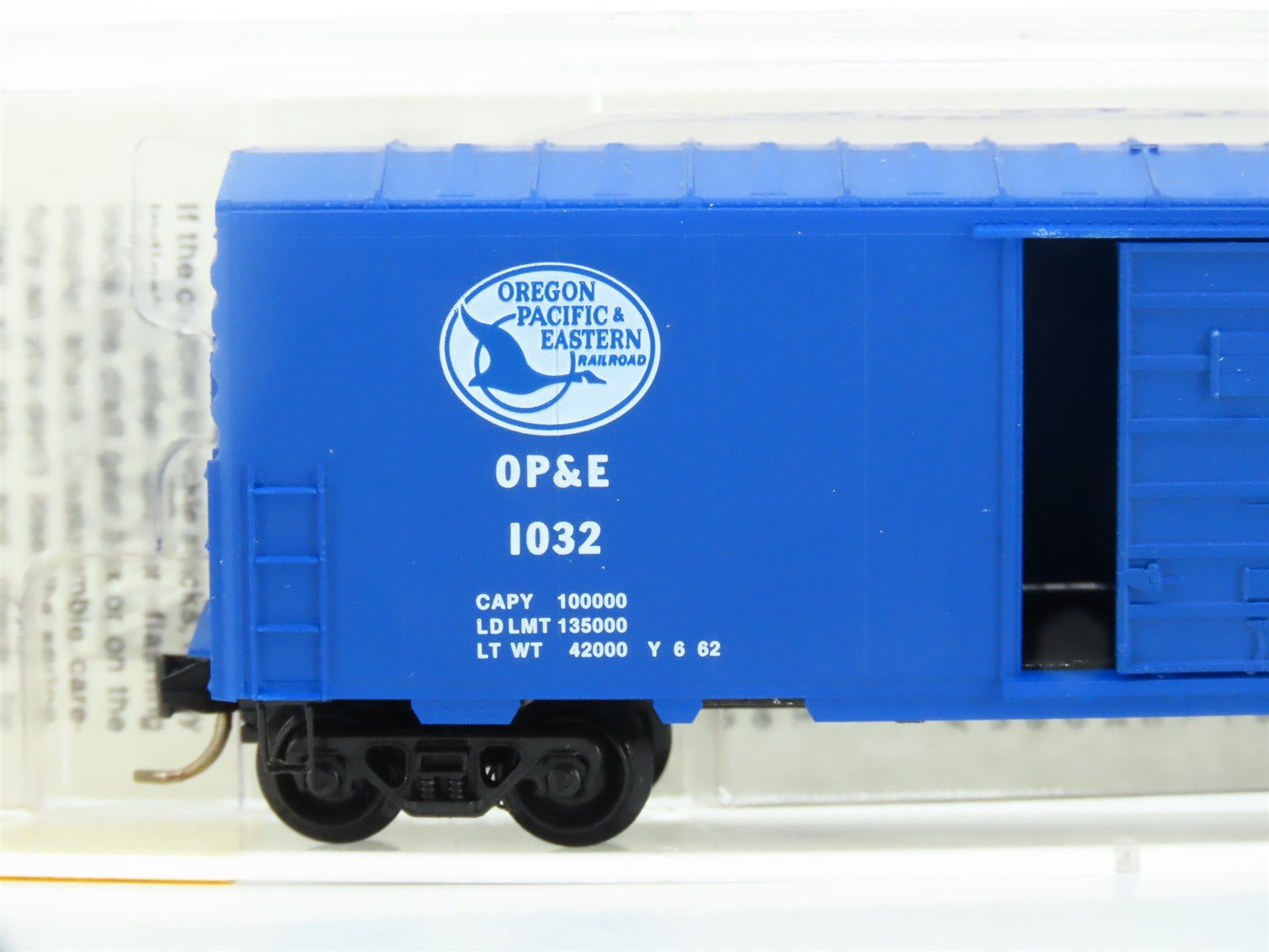 N Scale Micro-Trains MTL 24110 OP&E Oregon Pacific & Eastern 40' Boxcar #1032