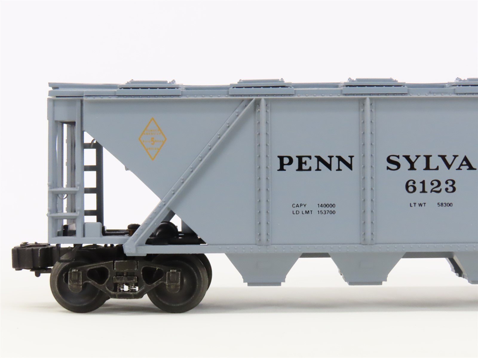 O Gauge 3-Rail Lionel 6-6123 PRR Pennsylvania 4-Bay Covered Hopper #6123