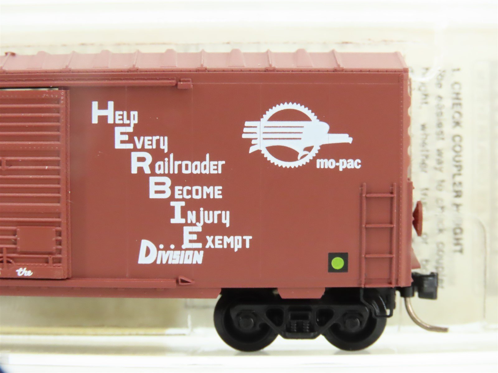 N Scale Kadee Micro-Trains MTL 24220 MP 
