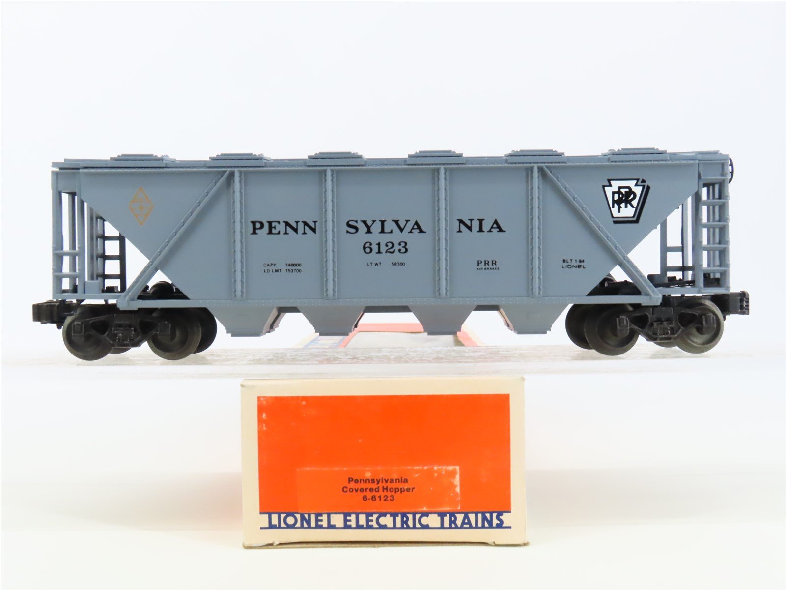 O Gauge 3-Rail Lionel 6-6123 PRR Pennsylvania 4-Bay Covered Hopper #6123