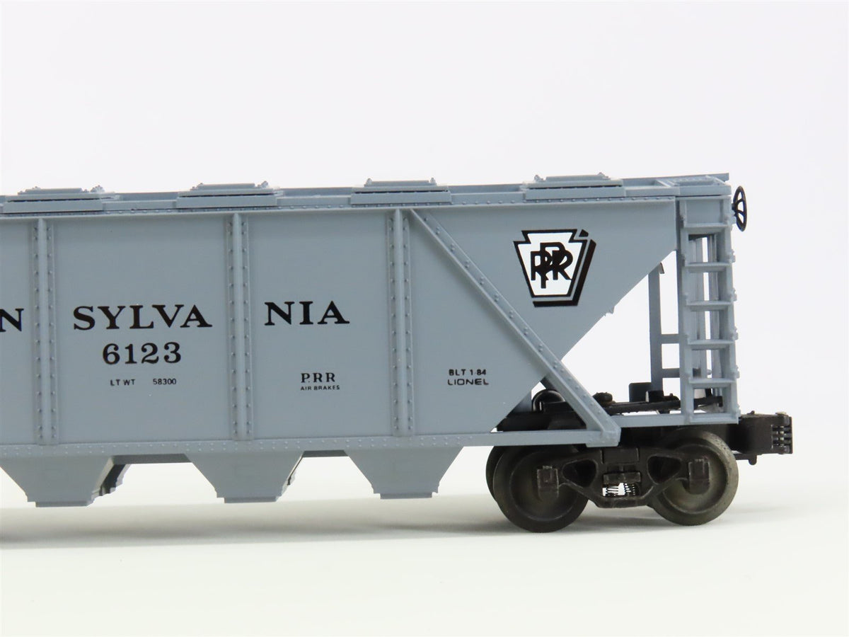 O Gauge 3-Rail Lionel 6-6123 PRR Pennsylvania 4-Bay Covered Hopper #6123