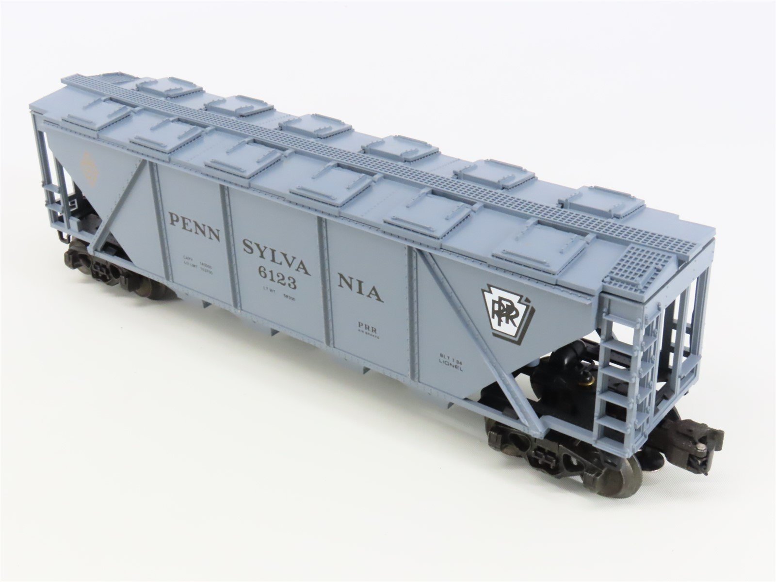O Gauge 3-Rail Lionel 6-6123 PRR Pennsylvania 4-Bay Covered Hopper #6123