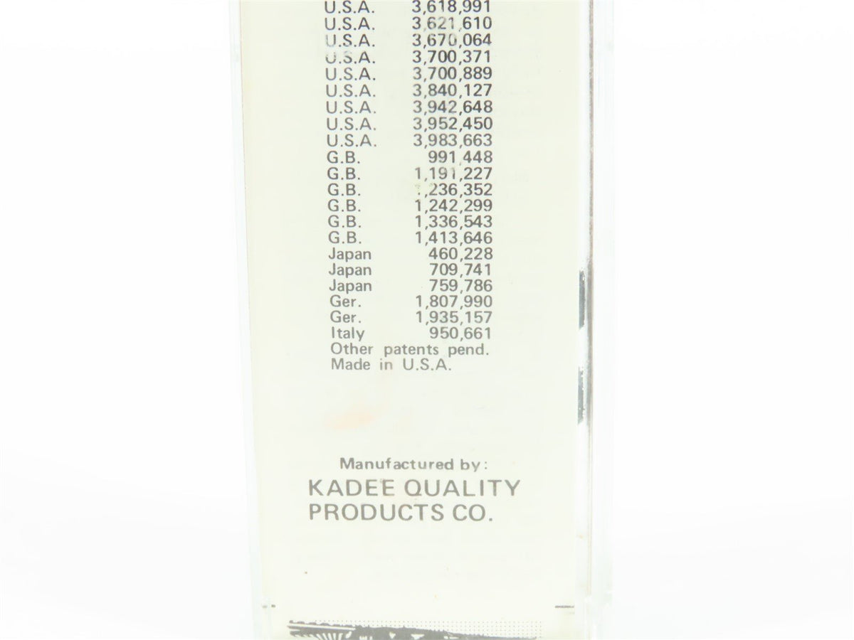 N Scale Kadee Micro-Trains MTL 24070 ICG Illinois Central Gulf 40&#39; Boxcar 416108