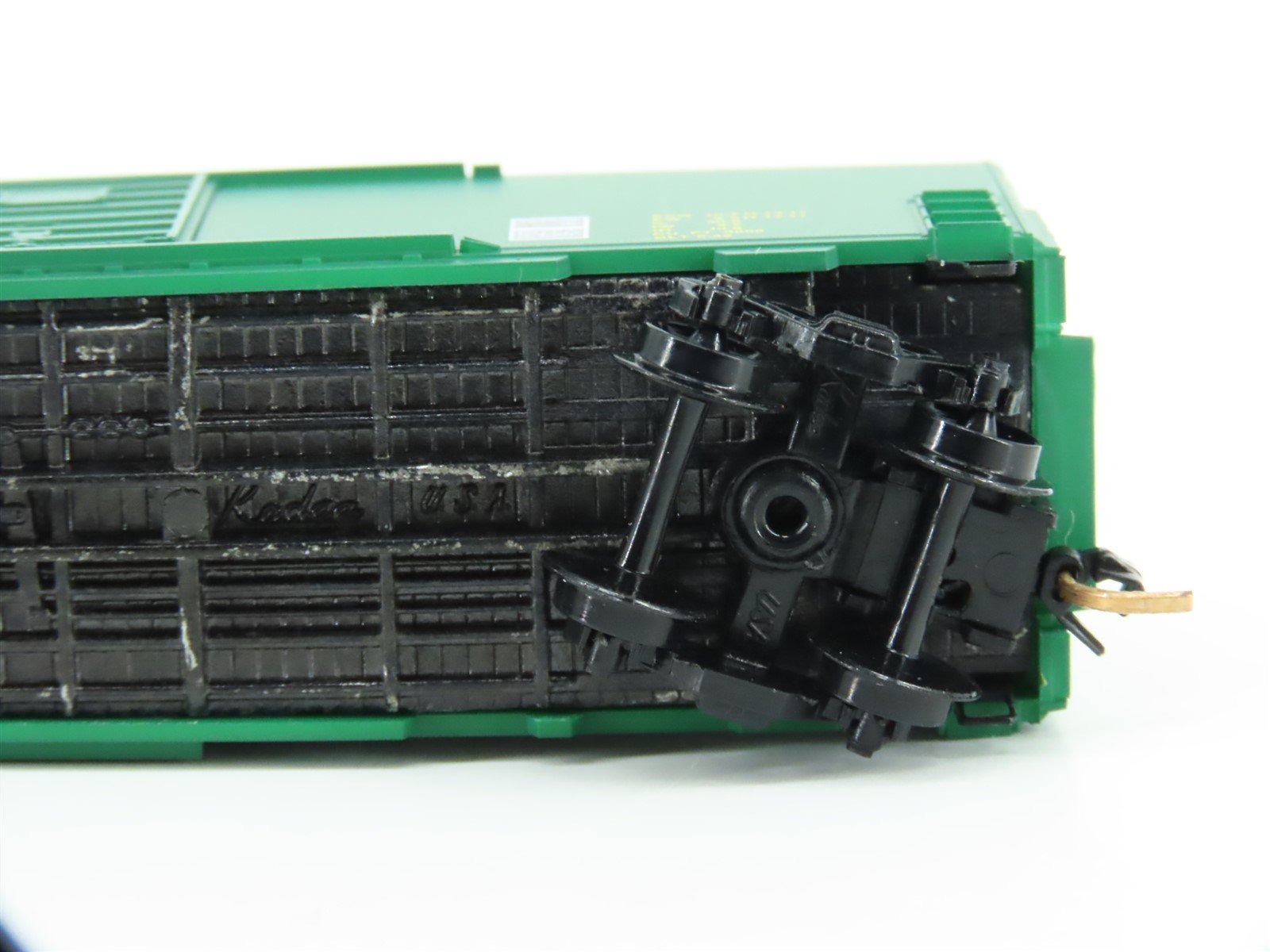 N Scale Kadee Micro-Trains MTL 24210 A&StAB The Bay Line 40' Box Car #1320