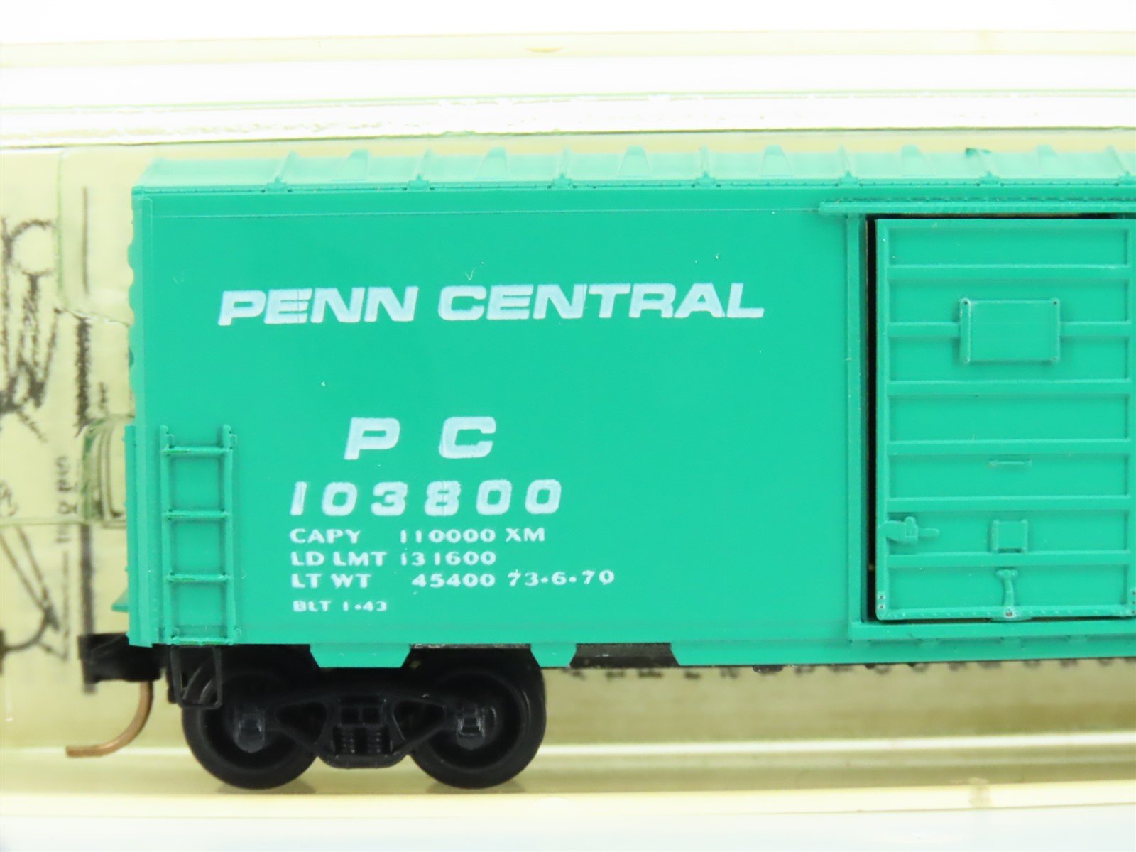 N Scale Kadee Micro-Trains MTL #24050 PC Penn Central 40' Box Car #103800
