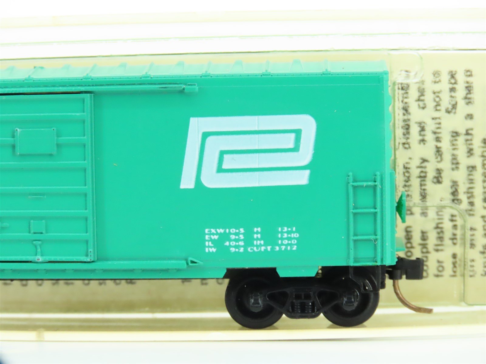 N Scale Kadee Micro-Trains MTL #24050 PC Penn Central 40' Box Car #103800