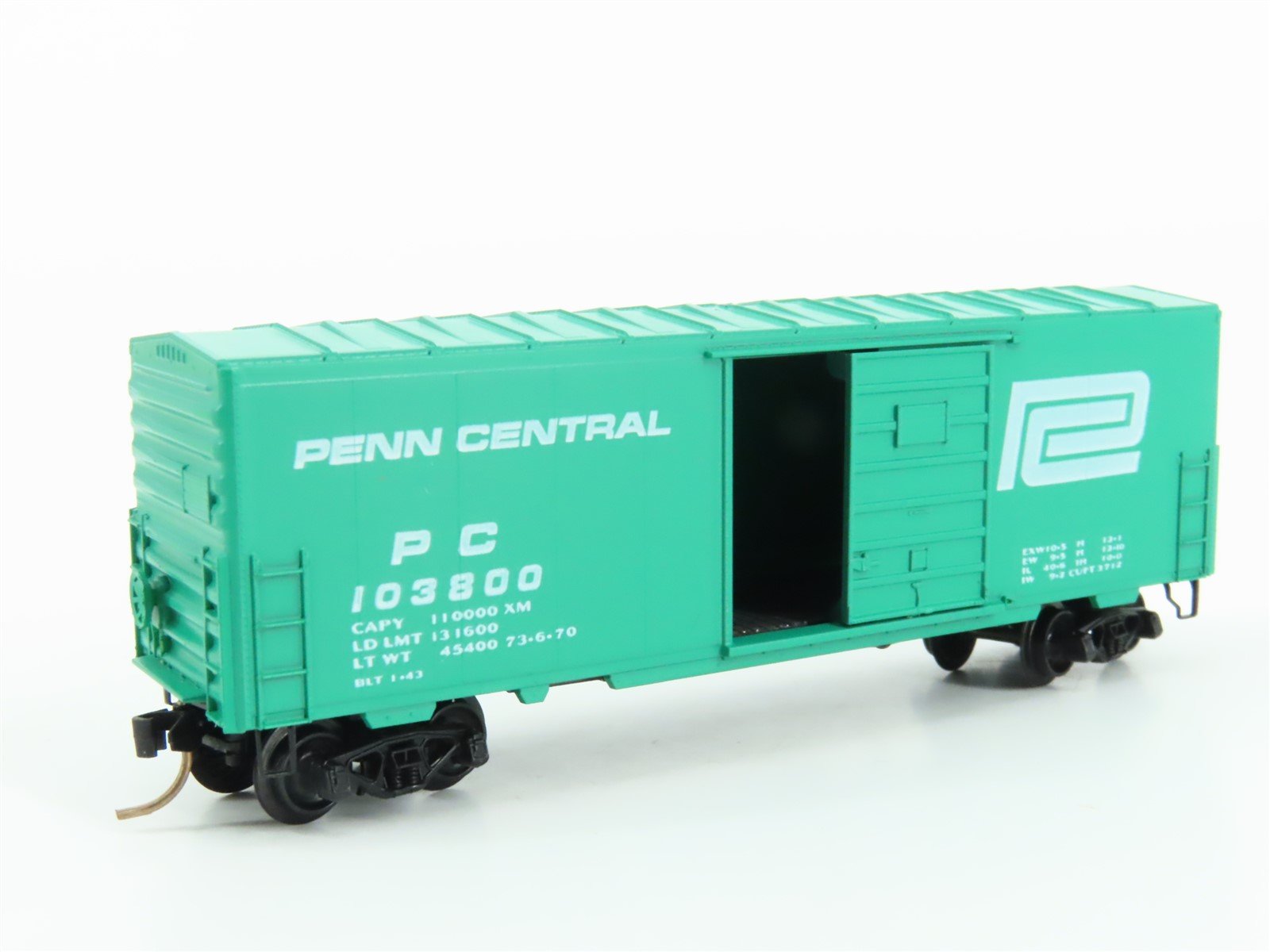 N Scale Kadee Micro-Trains MTL #24050 PC Penn Central 40' Box Car #103800
