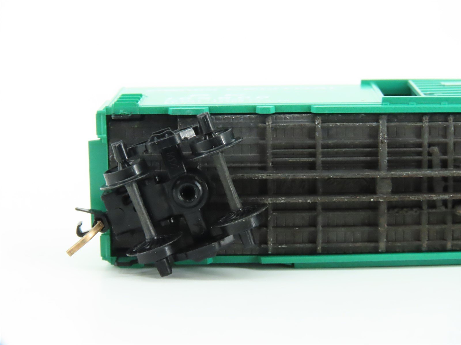 N Scale Kadee Micro-Trains MTL #24050 PC Penn Central 40' Box Car #103800