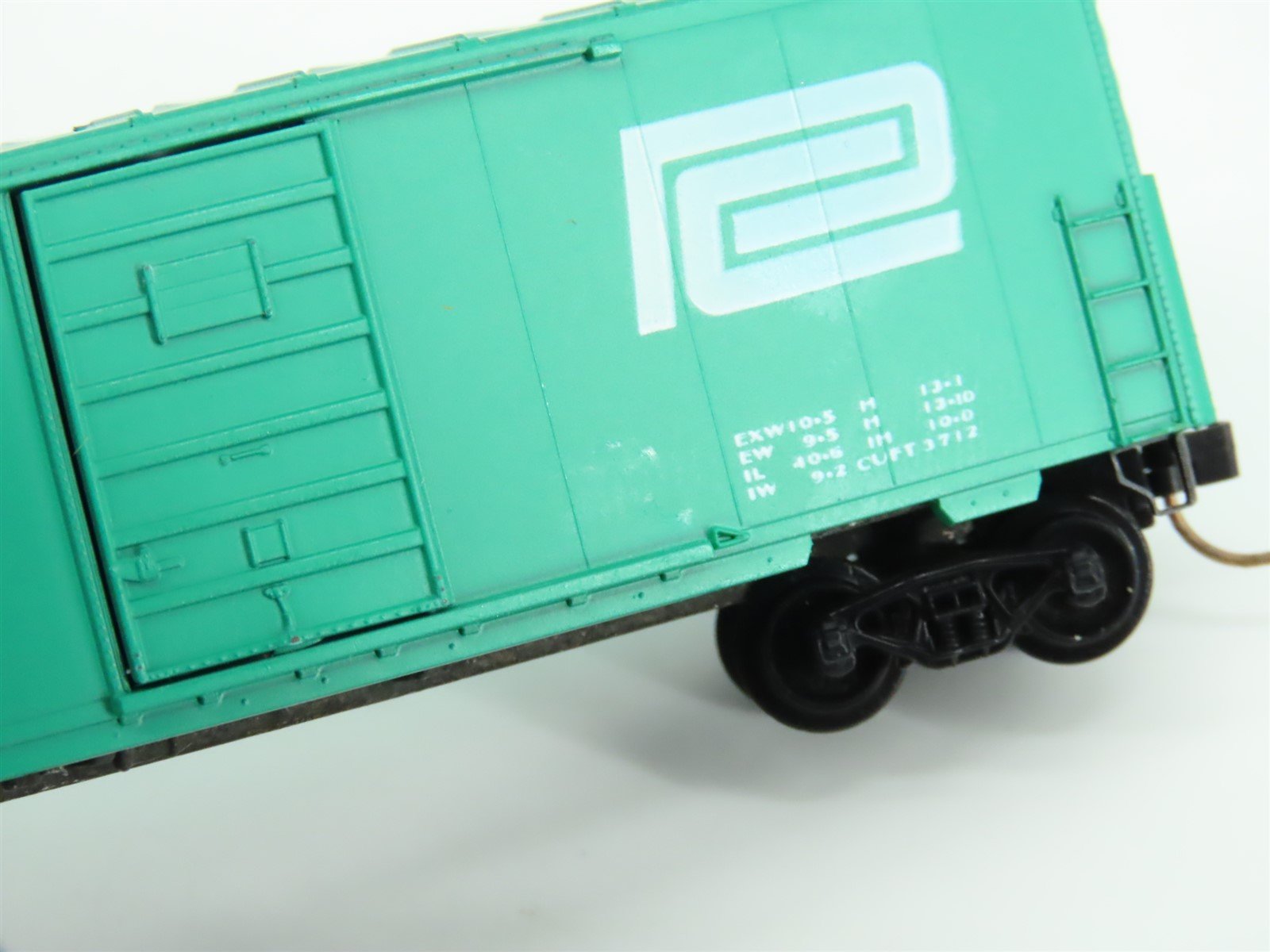 N Scale Kadee Micro-Trains MTL #24050 PC Penn Central 40' Box Car #103800