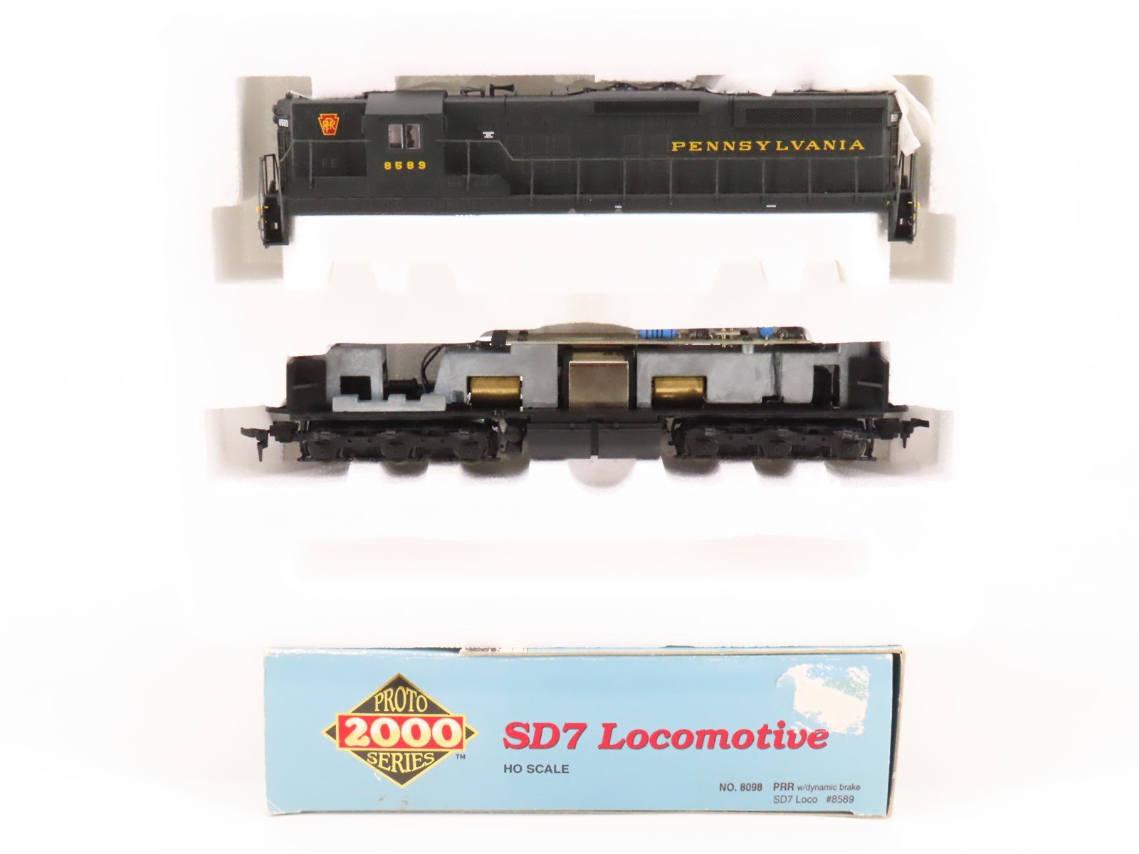 HO Scale Proto 2000 8098 PRR Pennsylvania EMD SD7 Diesel #8589 - DCC Ready