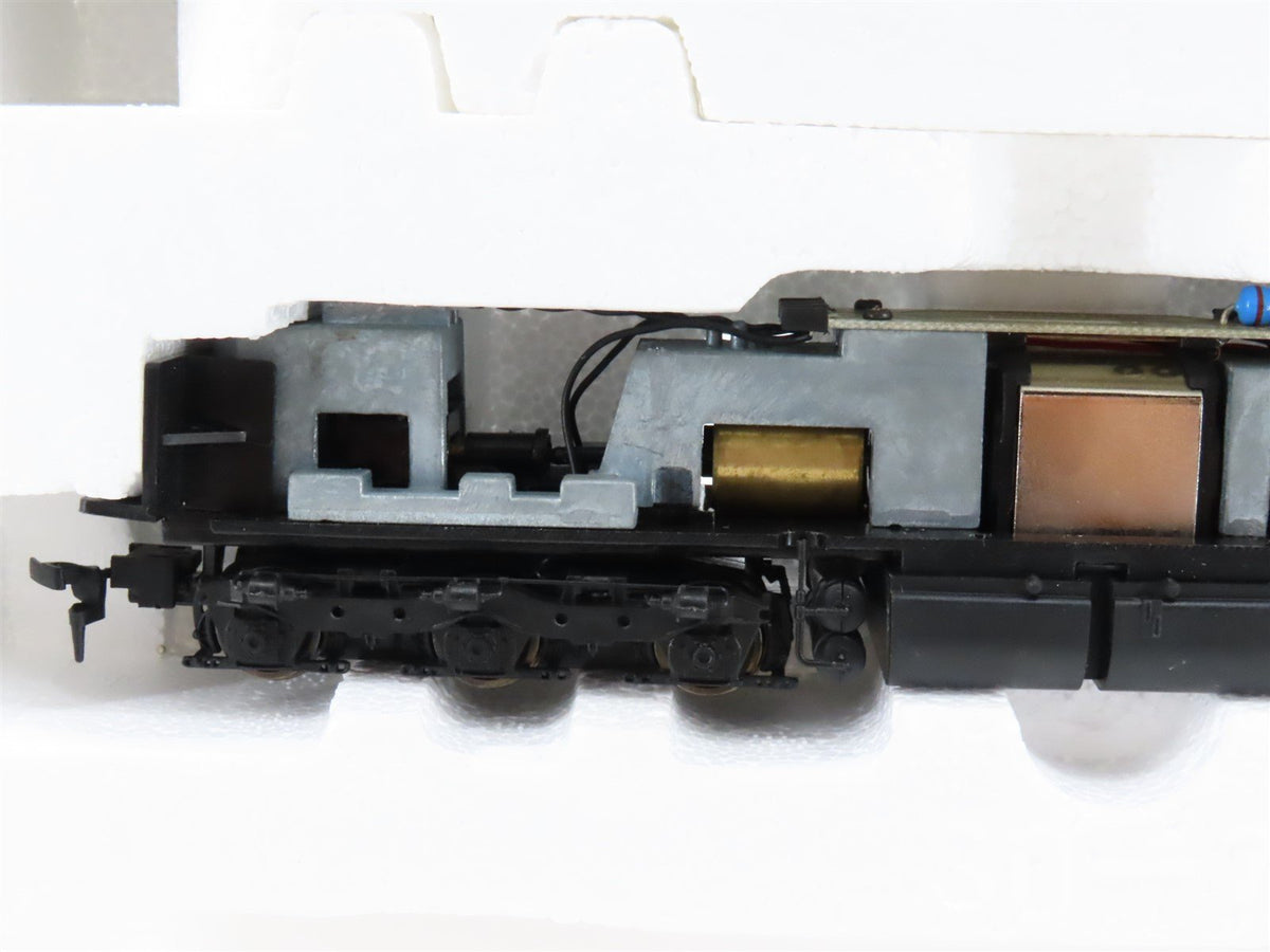 HO Scale Proto 2000 8098 PRR Pennsylvania EMD SD7 Diesel #8589 - DCC Ready