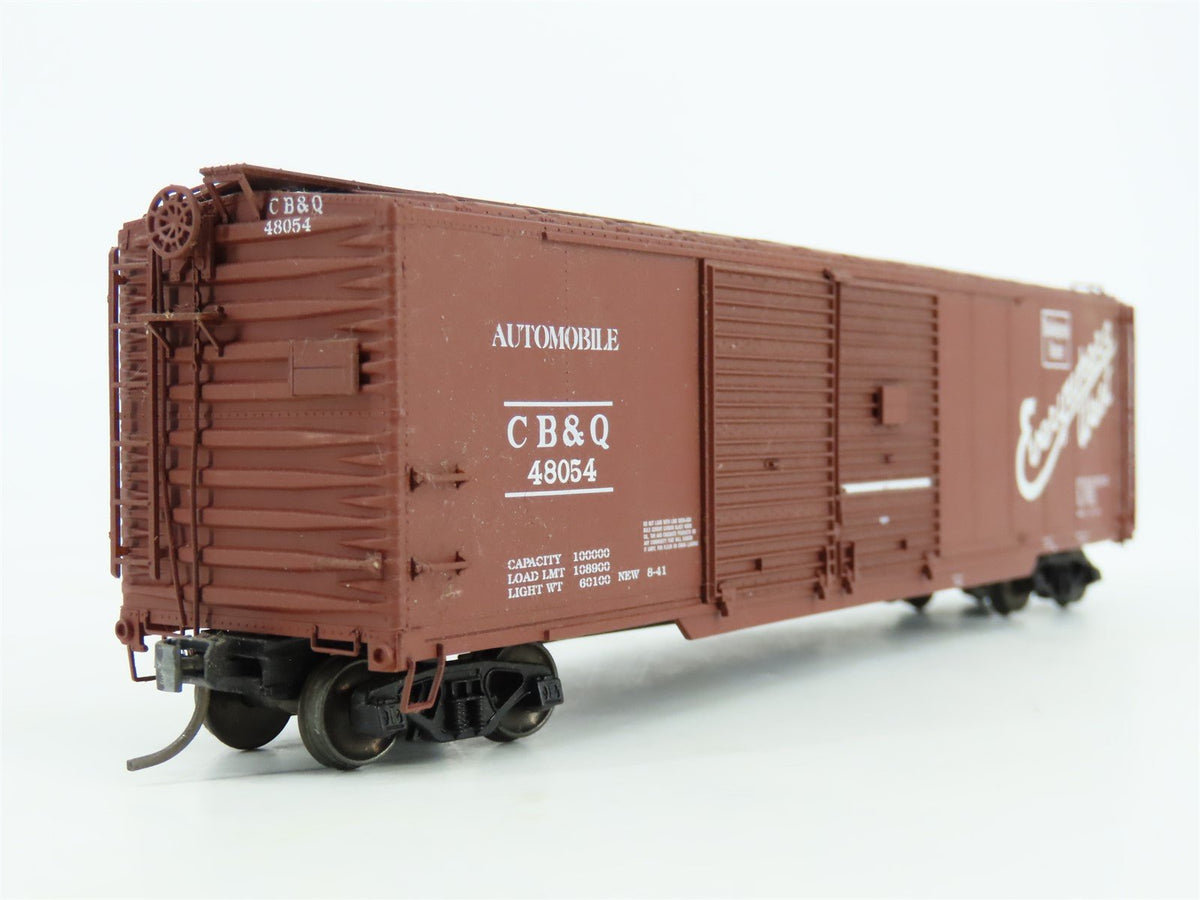 HO Scale Life-Like Proto 2000 CB&amp;Q &quot;Way of the Zephyrs&quot; 50&#39; Auto Box Car #48054