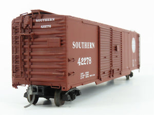 HO Life-Like Proto 2000 SOU Southern 50' Auto Box Car w/ Dreadnaught Ends #42278