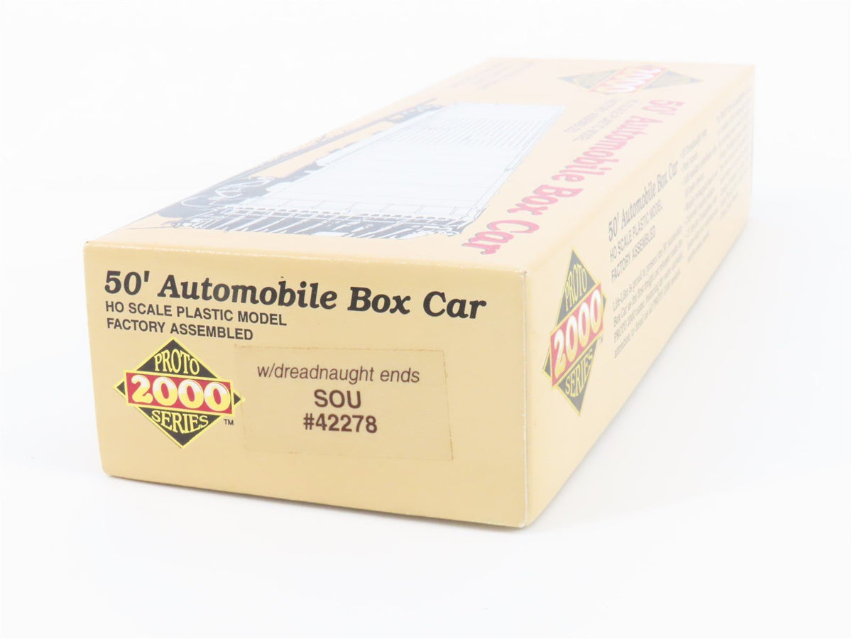 HO Life-Like Proto 2000 SOU Southern 50&#39; Auto Box Car w/ Dreadnaught Ends #42278