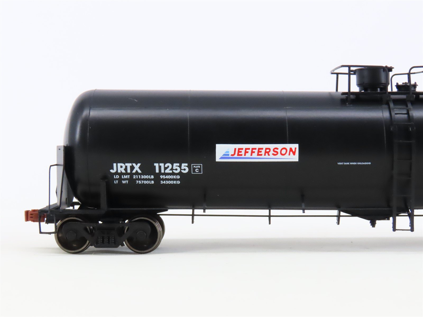 HO Scaletrains Operator SXT11531 JRTX Jefferson Crude Oil Tank Car #11255