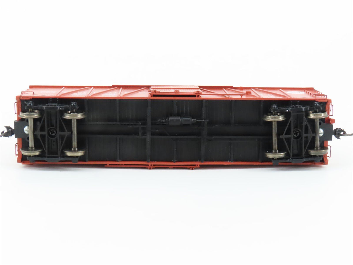 HO Scale InterMountain 452601-08 PRR Pennsylvania Single-Sheathed Boxcar #566087