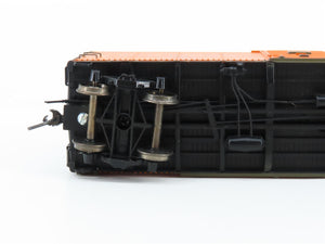 HO Scale InterMountain 46051-03 GN Great Northern Plywood Panel Box Car #10300