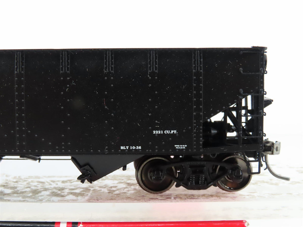 HO InterMountain 47153-01 W&amp;LE Wheeling &amp; Lake Erie 2-Bay Open Hopper #61147