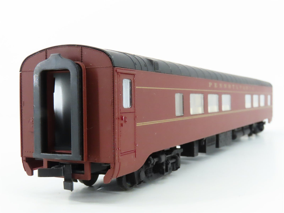 HO Scale Walthers 932-6767 PRR Pennsylvania Railroad 52-Seat Coach Passenger