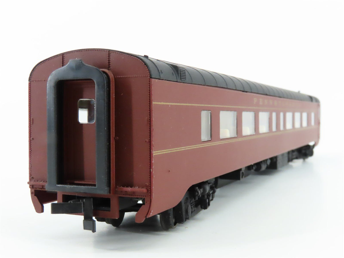 HO Scale Walthers 932-6767 PRR Pennsylvania Railroad 52-Seat Coach Passenger