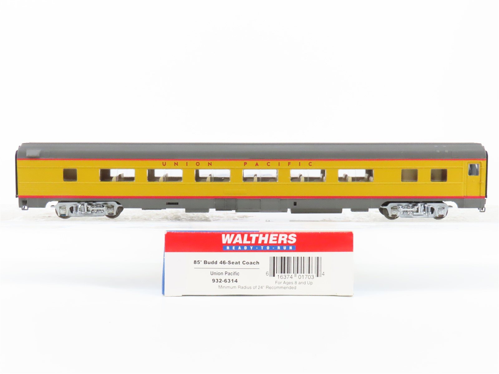HO Scale Walthers 932-6314 UP Union Pacific 85' Budd 46-Seat Coach Passenger