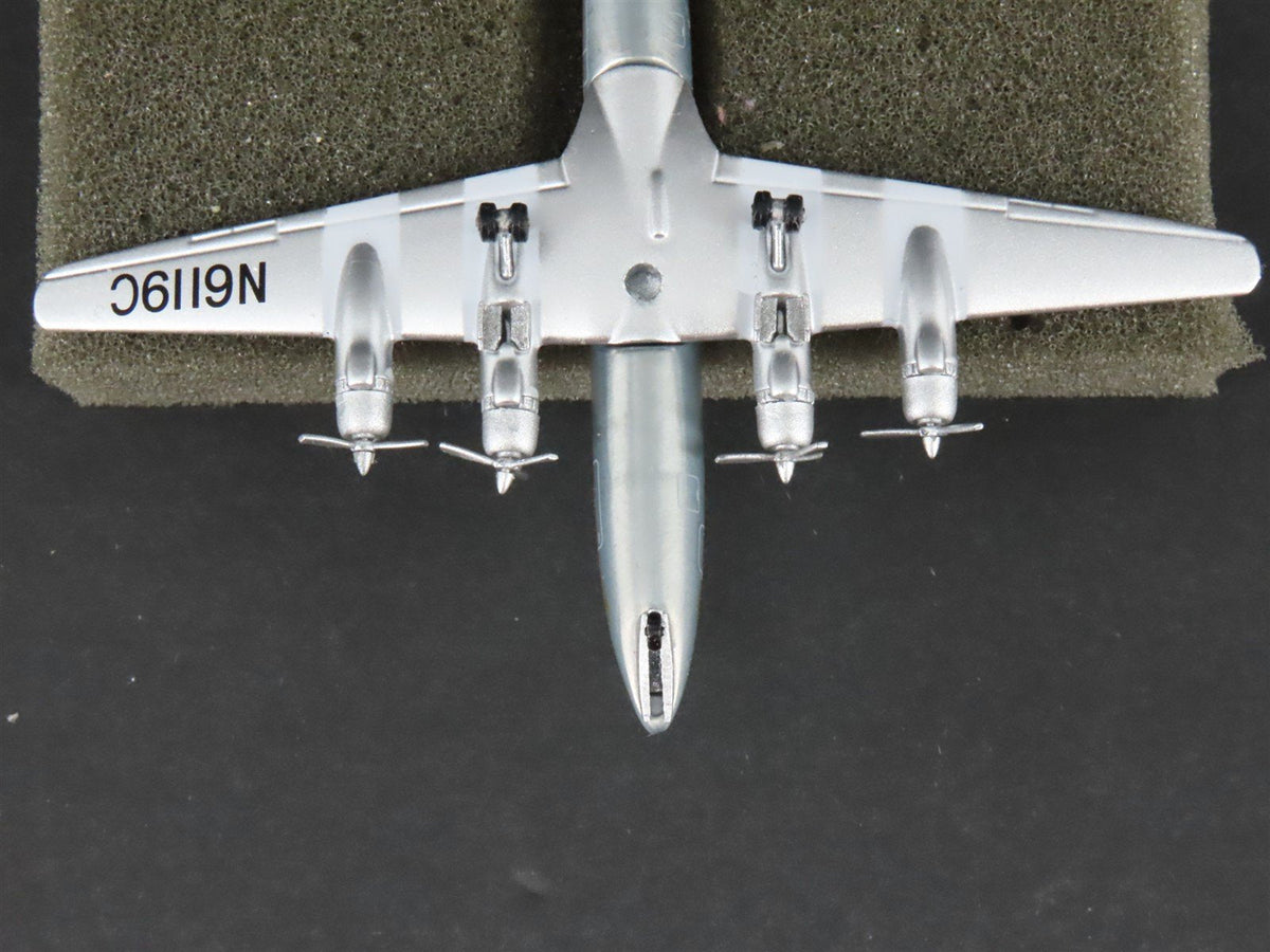 1:400 AeroClassics AC419955 Die-Cast Fly Alaska Douglas DC-6 Airliner N6119C