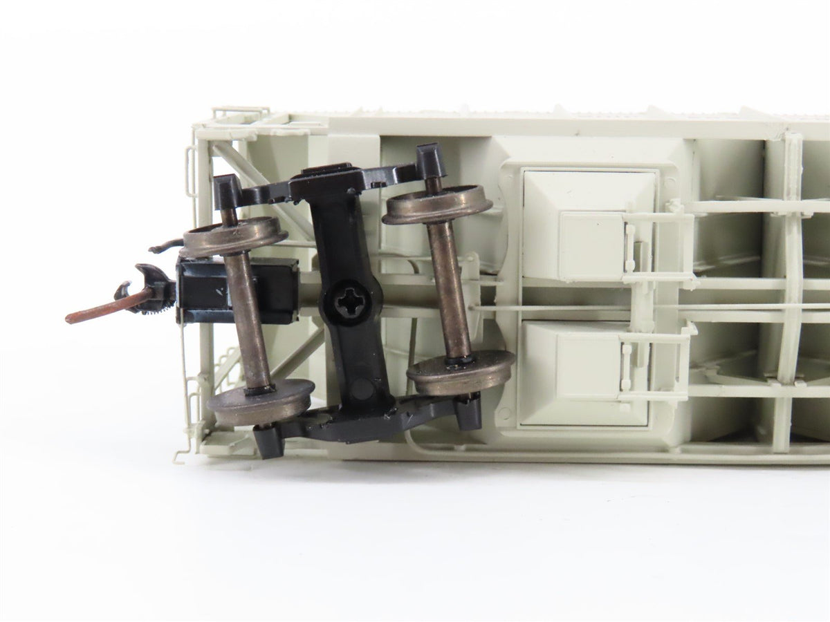 HO Scale InterMountain 48605-03 SHPX Shippers Car Line Corp. 2-Bay Hopper #25585
