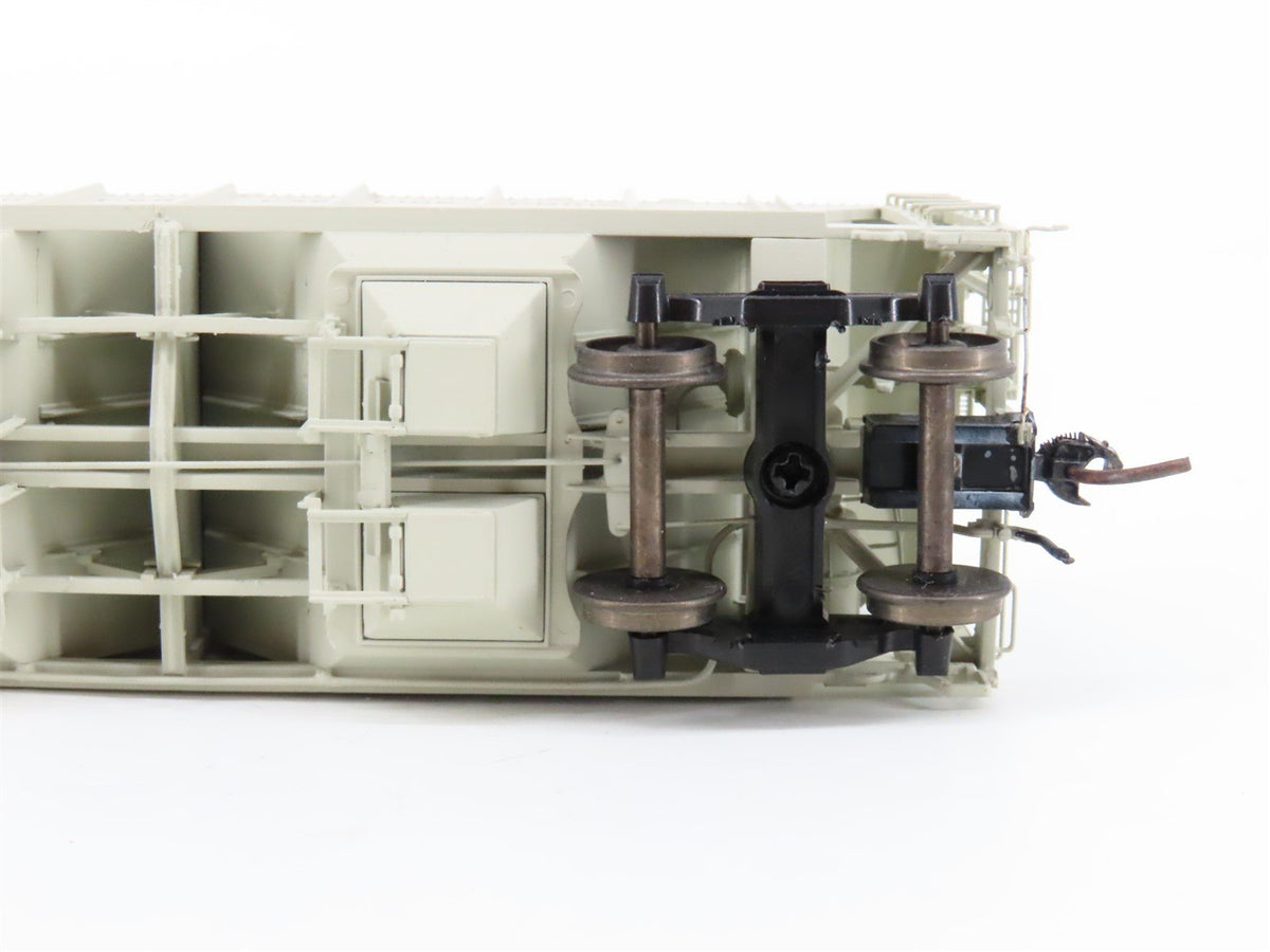 HO Scale InterMountain 48605-03 SHPX Shippers Car Line Corp. 2-Bay Hopper #25585