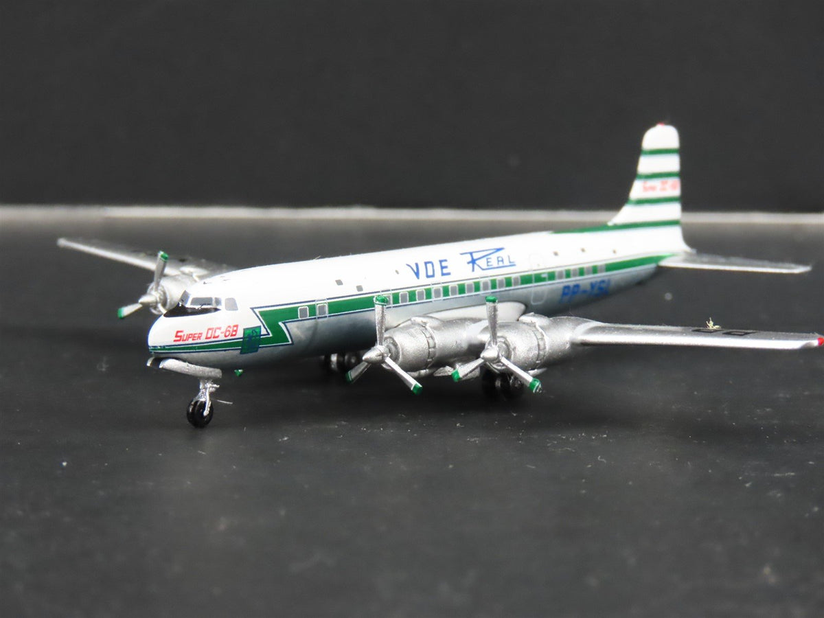 1:400 AeroClassics AC411011 Die-Cast Voe Kerl Douglas DC-6 Airliner PP-YSL