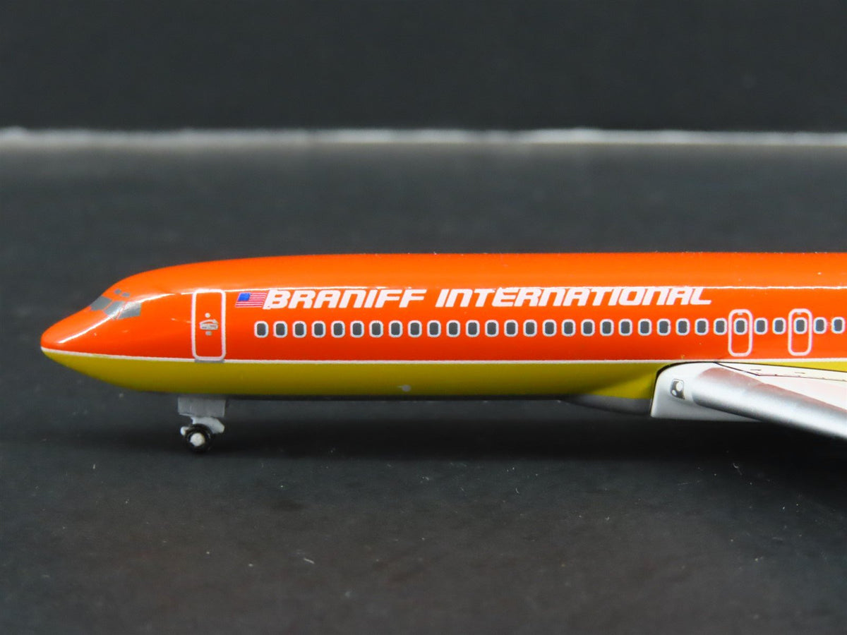 1:400 Gemini Jets GJBNF185 Die-Cast Braniff Boeing 727-200 Airliner N447BN