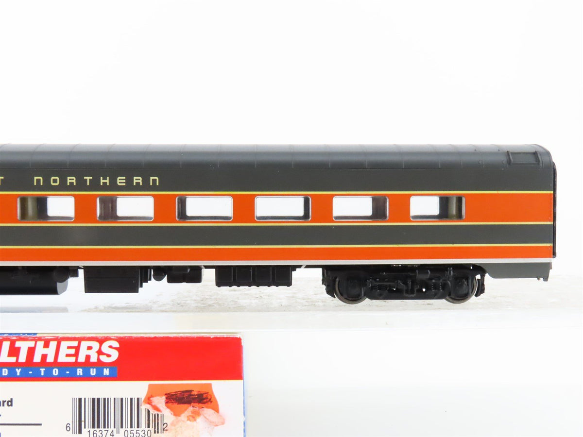 HO Scale Walthers 932-6821 GN Great Northern Empire Builder Diner Passenger
