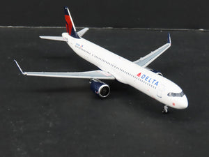 1:400 Aero Classics BBX41638 Die-Cast Delta Airbus A321 Airliner N501DA