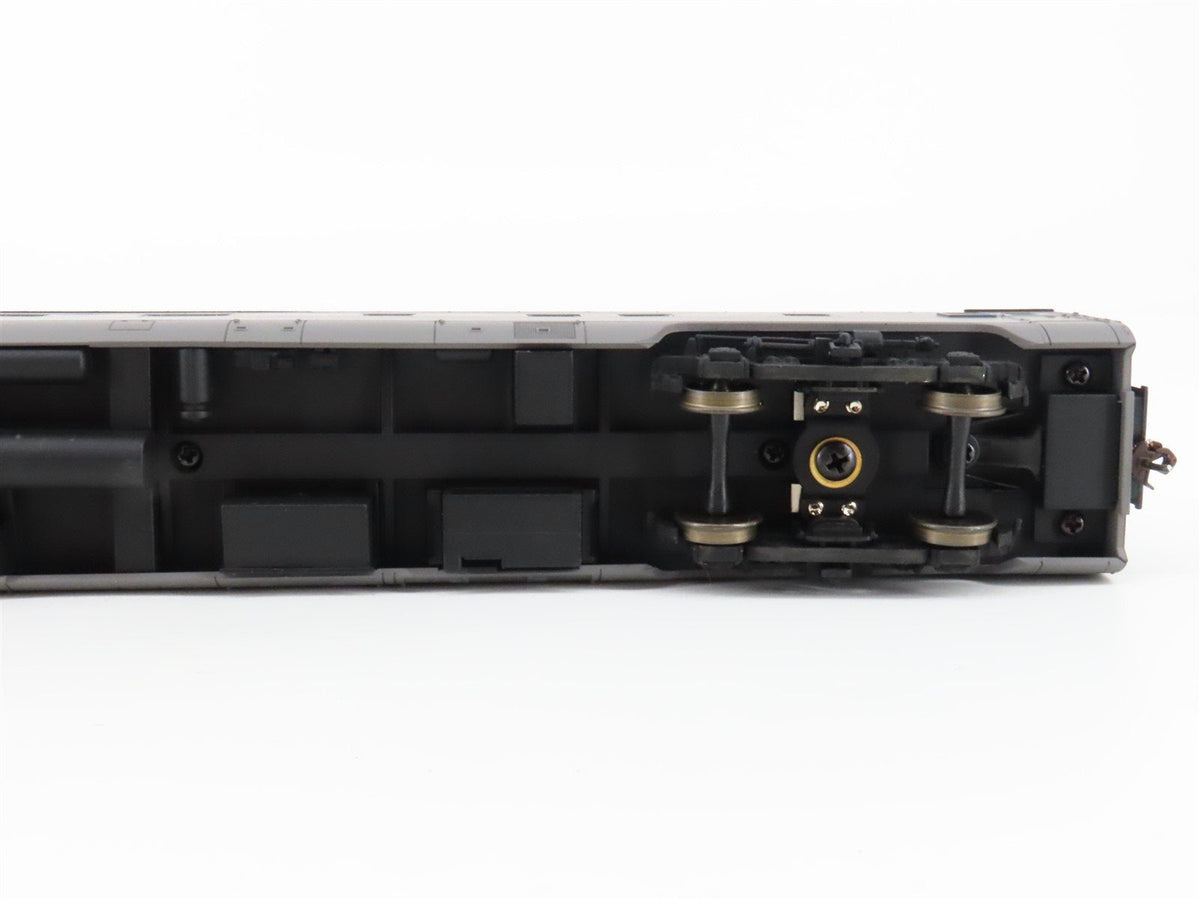 HO Scale Walthers 932-16721 Pullman Pool Scheme 6-6-4 Sleeper Passenger