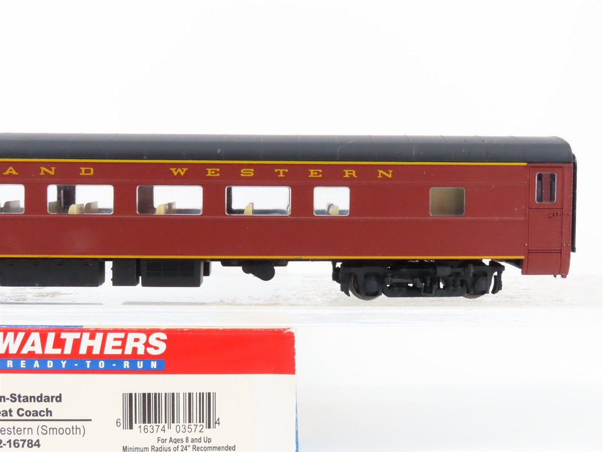 HO Scale Walthers 932-16784 N&amp;W Norfolk &amp; Western Pullman Coach Passenger