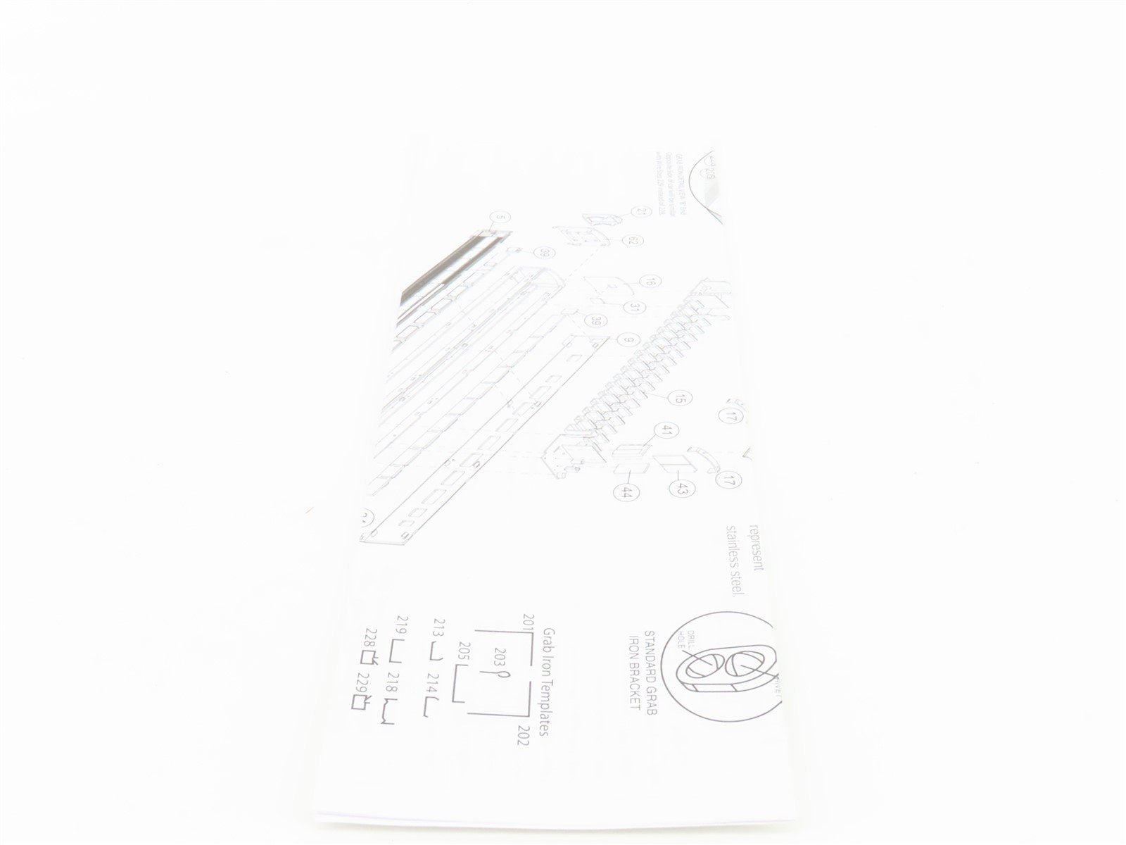 HO Scale Walthers 932-16784 N&W Norfolk & Western Pullman Coach Passenger