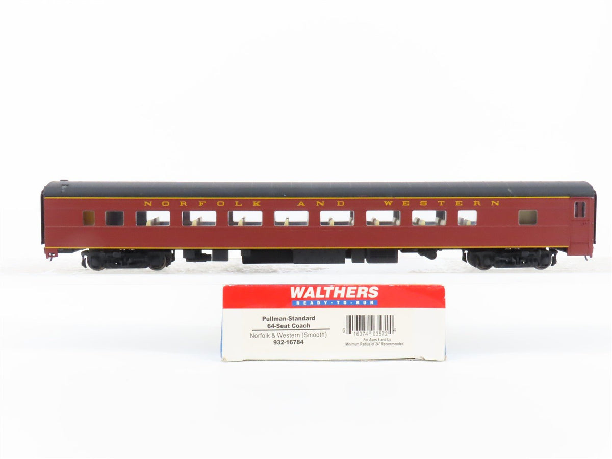 HO Scale Walthers 932-16784 N&amp;W Norfolk &amp; Western Pullman Coach Passenger