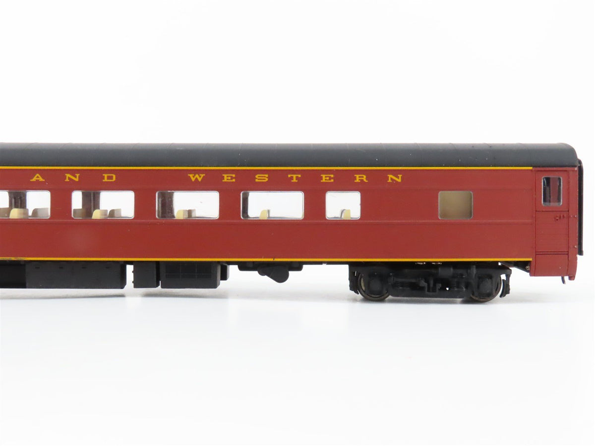 HO Scale Walthers 932-16784 N&amp;W Norfolk &amp; Western Pullman Coach Passenger