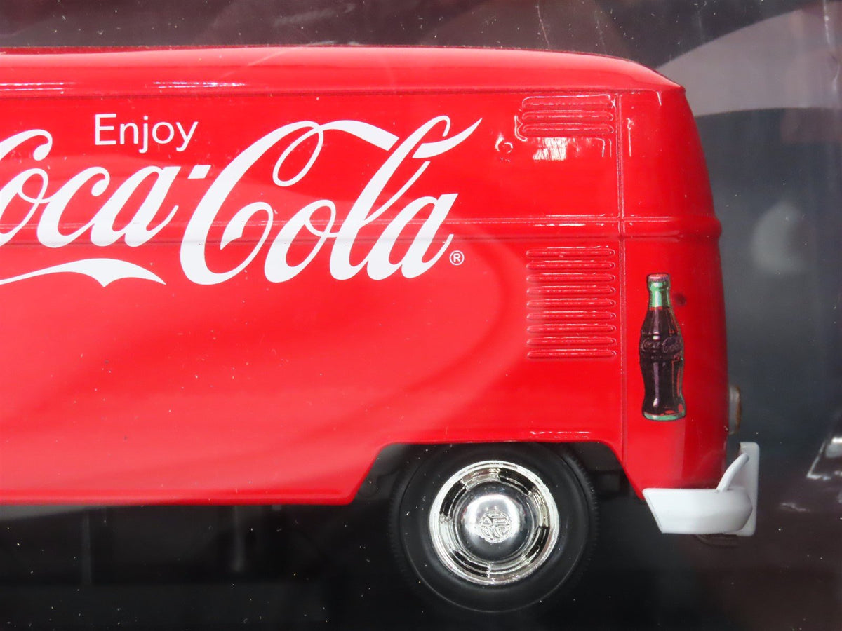 1:24 Motor City Classics 424062 Die-Cast 1963 Coca-Cola VW Cargo Van SEALED