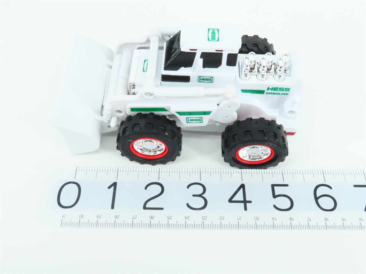 Hess Toy Truck 2008 Hess Toy Truck and Front End Loader w/ Lights &amp; Sound