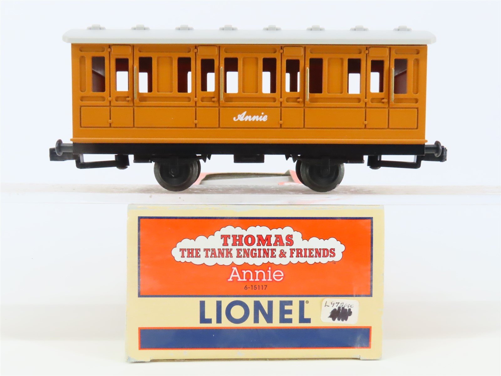 O Gauge 3-Rail Lionel 6-15117 Thomas The Tank Engine & Friends "Annie" Passenger