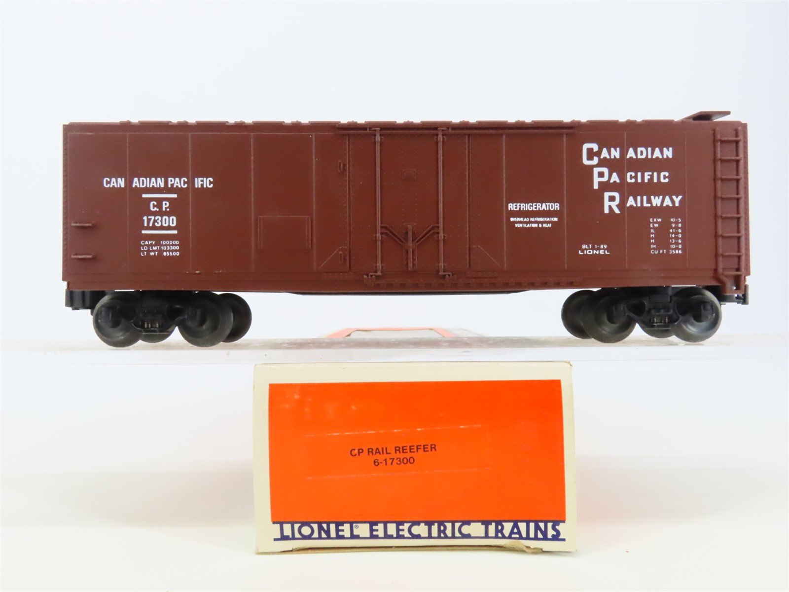 O Gauge 3-Rail Lionel 6-17300 CP Canadian Pacific Railway Reefer #17300