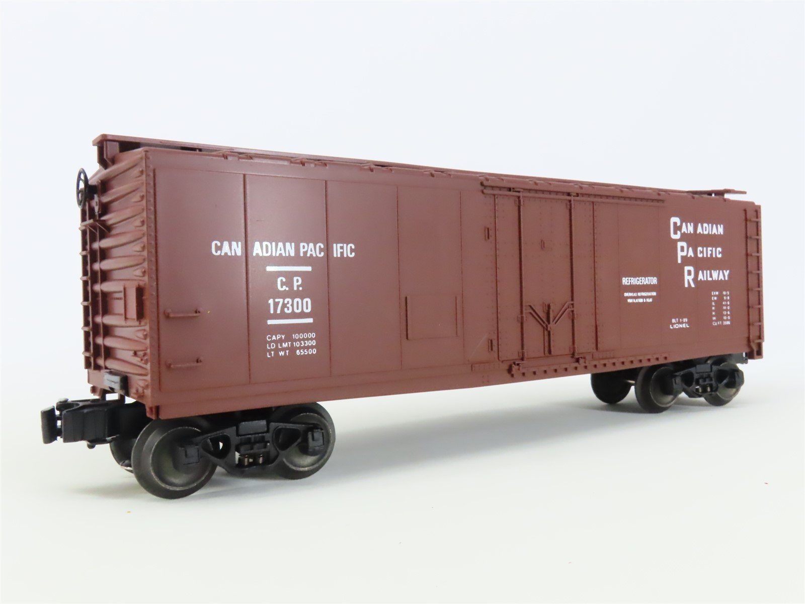 O Gauge 3-Rail Lionel 6-17300 CP Canadian Pacific Railway Reefer #17300