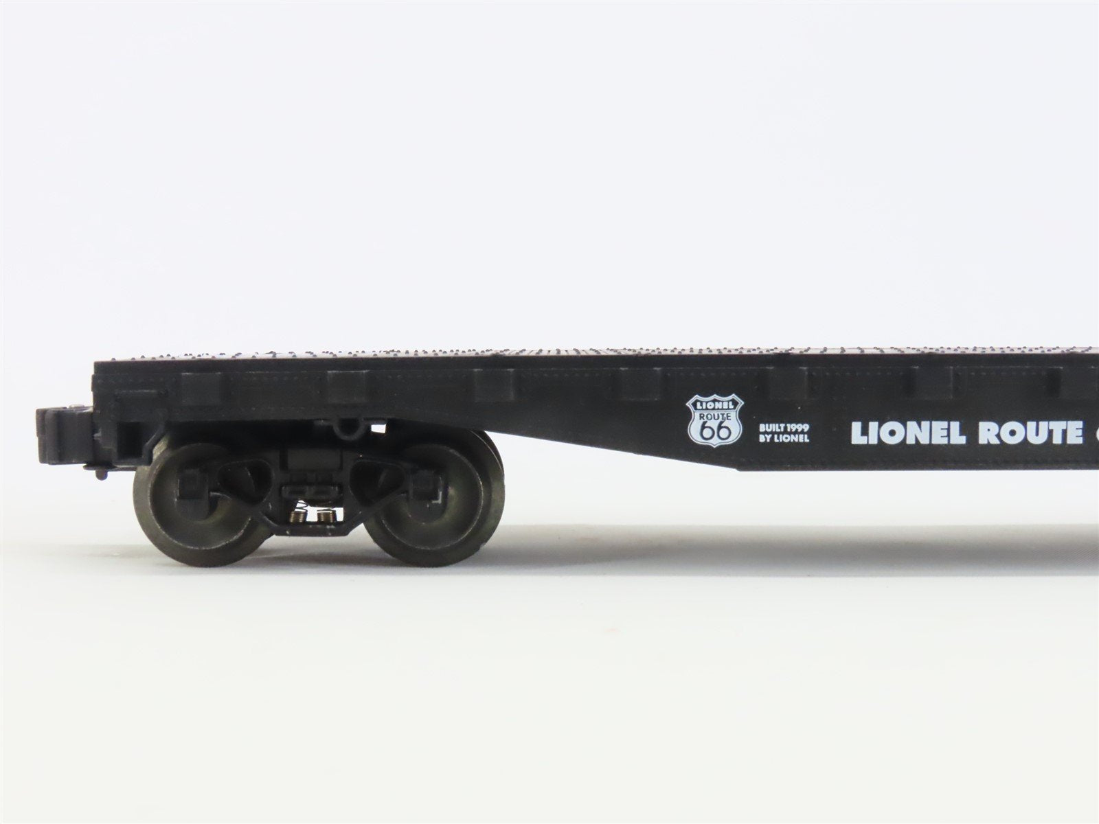 O Gauge 3-Rail Lionel 6-17537 Route 66 Flat Car #9823-4 w/ Black Touring Coupes
