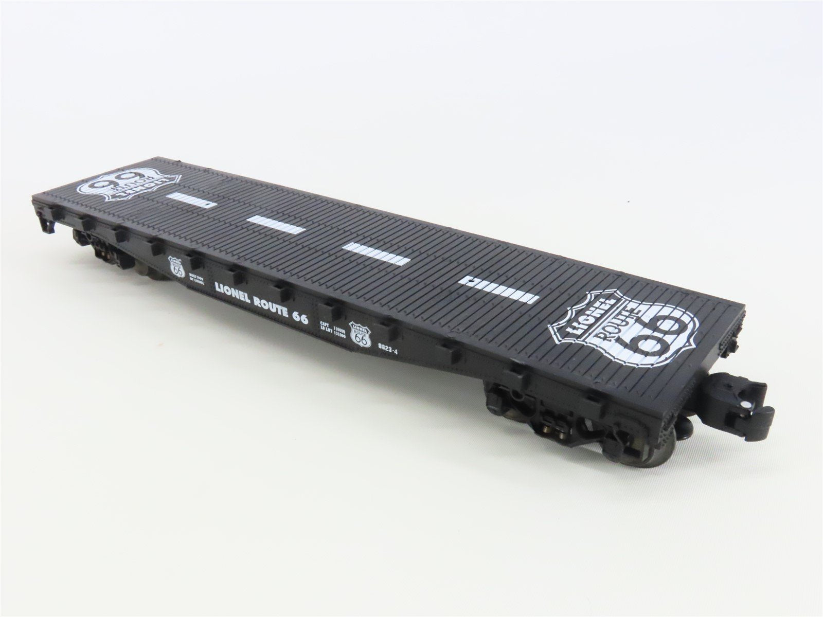 O Gauge 3-Rail Lionel 6-17537 Route 66 Flat Car #9823-4 w/ Black Touring Coupes