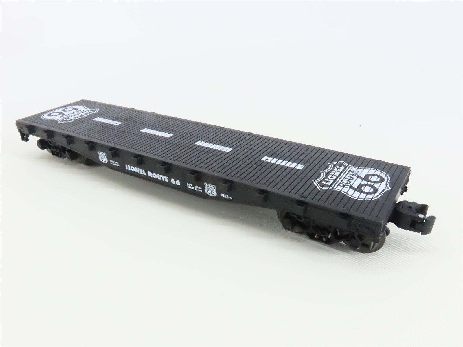O Gauge 3-Rail Lionel 6-17537 Route 66 Flat Car #9823-4 w/ Black Touring Coupes