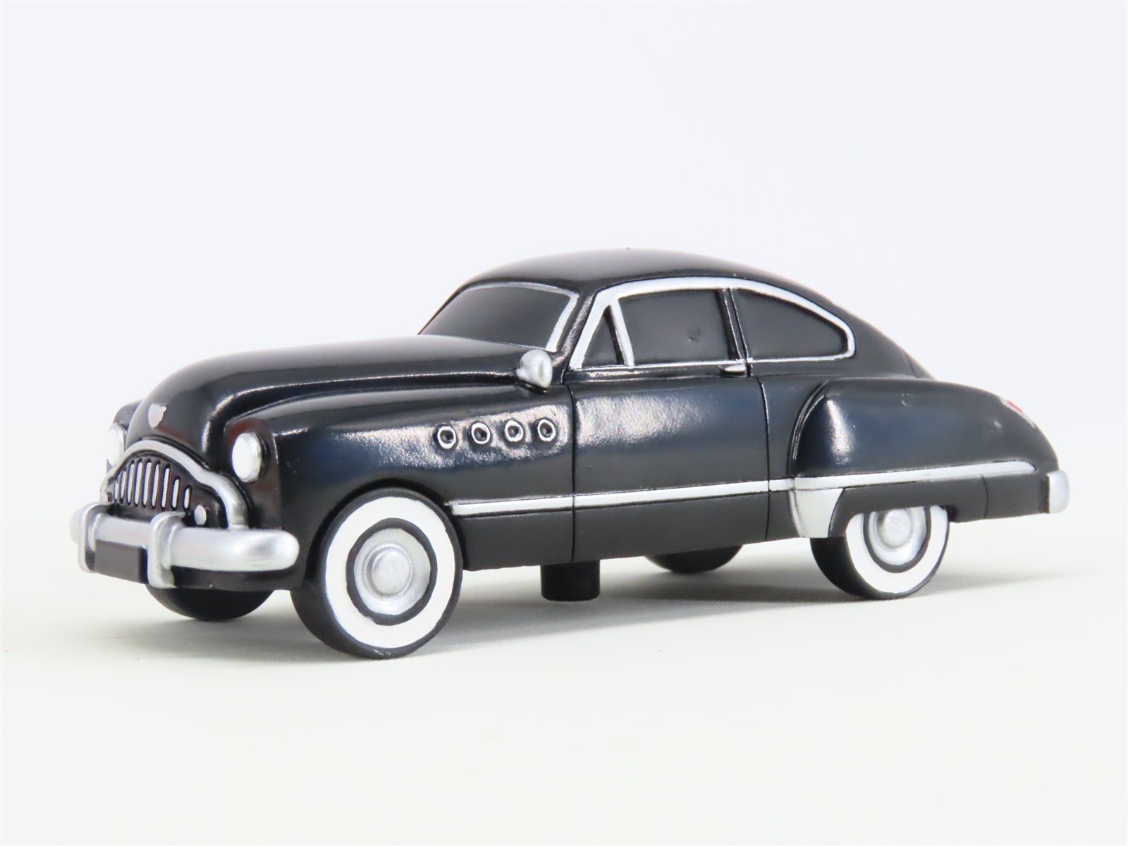 O Gauge 3-Rail Lionel 6-17537 Route 66 Flat Car #9823-4 w/ Black Touring Coupes