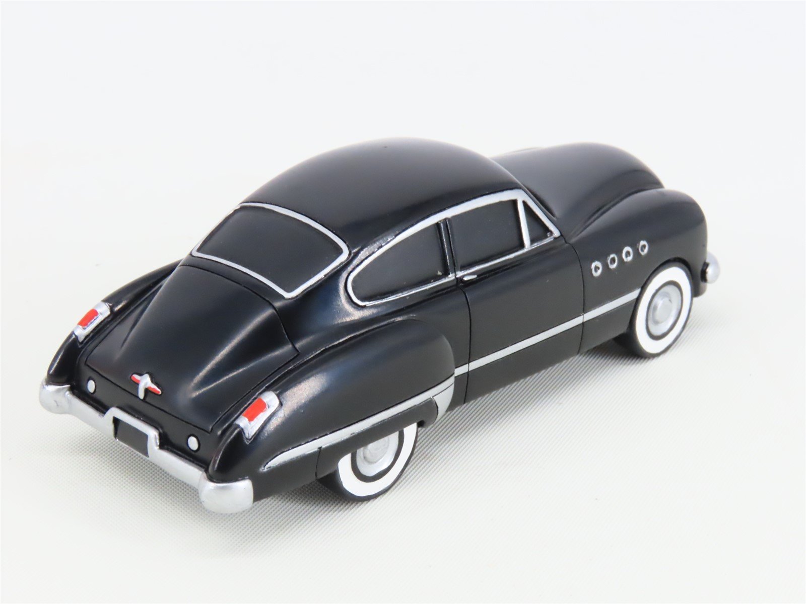 O Gauge 3-Rail Lionel 6-17537 Route 66 Flat Car #9823-4 w/ Black Touring Coupes