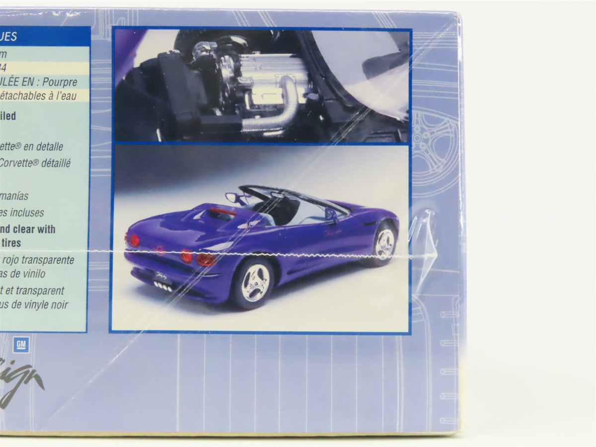 1:25 Scale Revell Model Automobile Kit 85-0851 Sting Ray III - SEALED