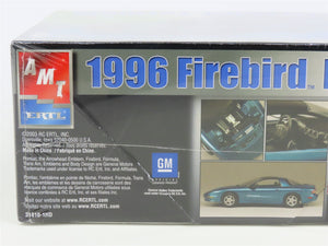 1:25 Scale AMT Ertl Model Automobile Kit 31810 1996 Firebird Formula - SEALED