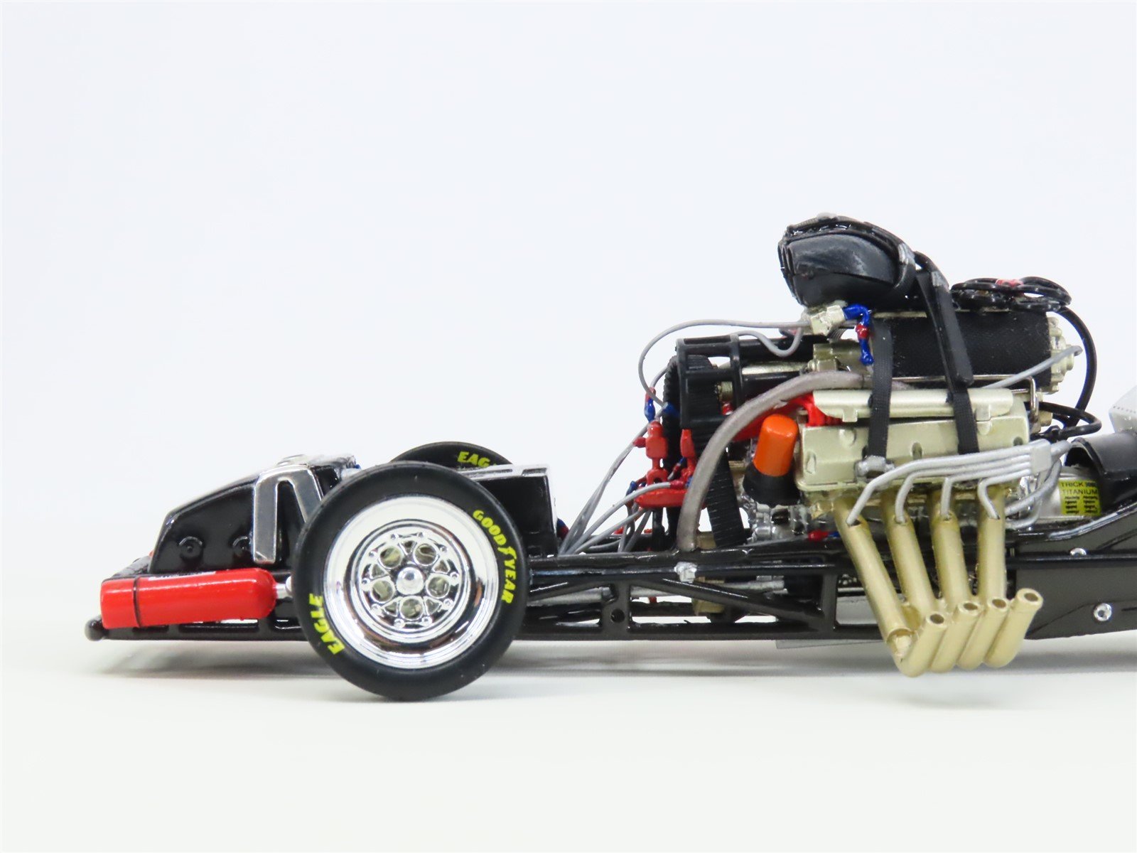 G 1:24 Scale Action Racing LE Kit NHRA John Force 2013 Mustang Funny Car